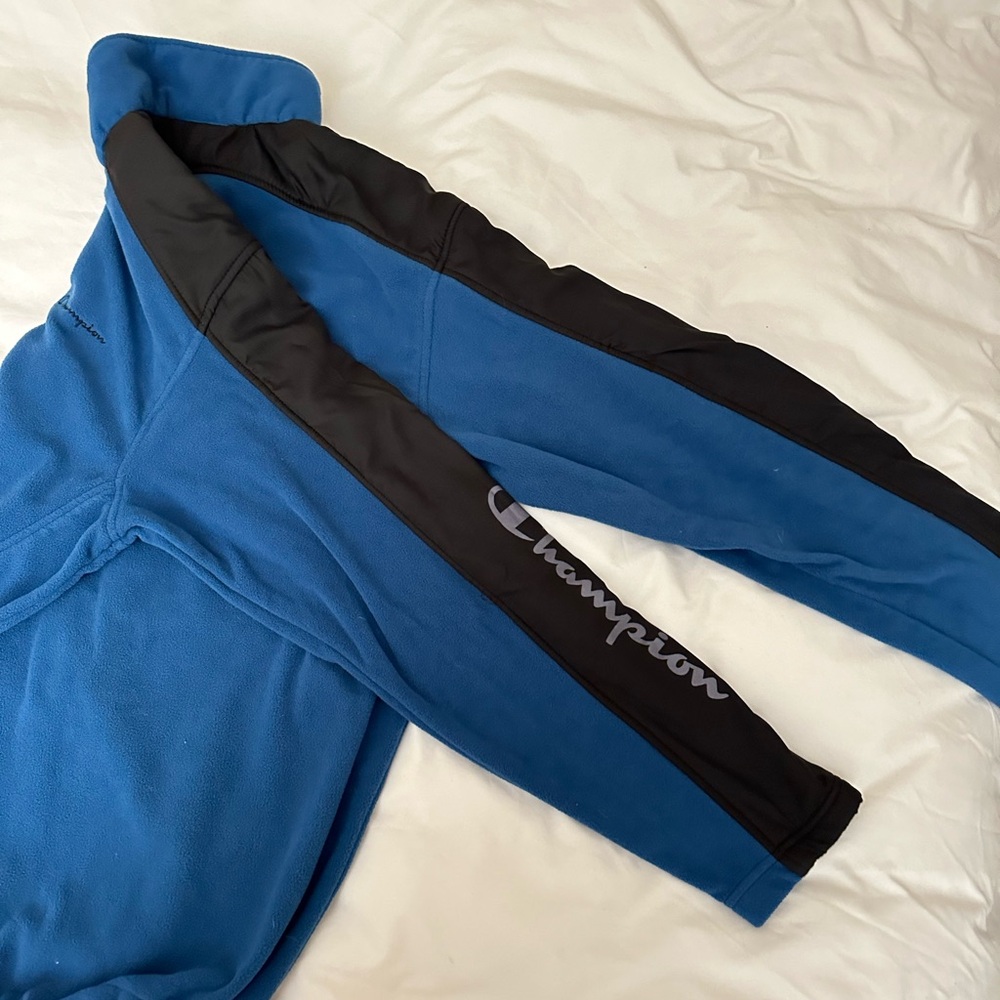 Sweatshirt - Picture 3 of 4
